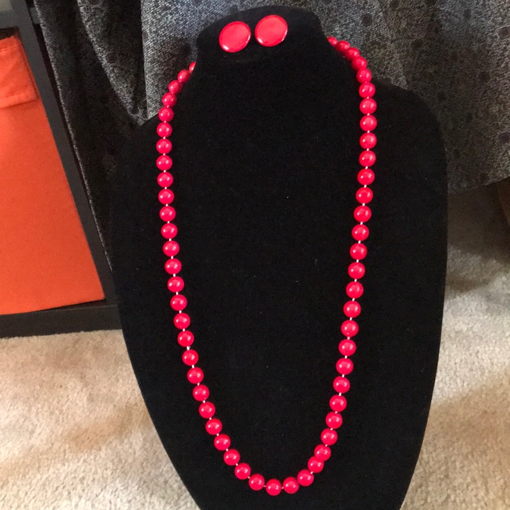 Vintage necklace and earrings set